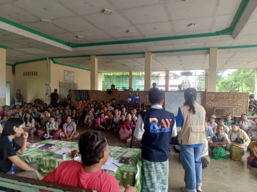 Food Distribution in Taungoo Photo 2